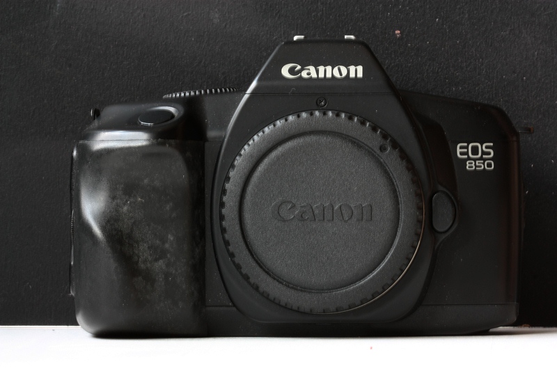 Canon EOS 850/850qd (body) фото №1