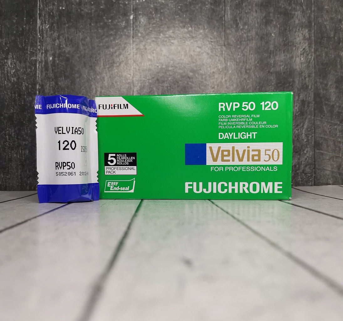 Fujichrome Velvia 50/120 (Просрочена) фото №1