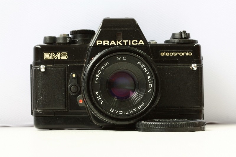 Praktica BMS Electronic + Pentacon MC 50 mm f/2.4 фото №1