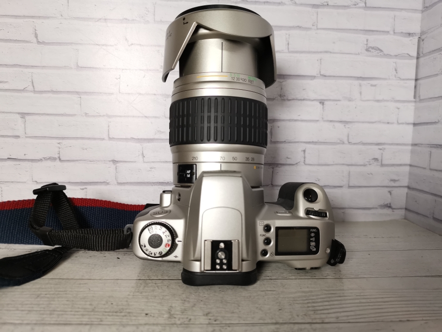 Canon EOS 300 + vogtlander  28-210/4.2-6.5 фото №2