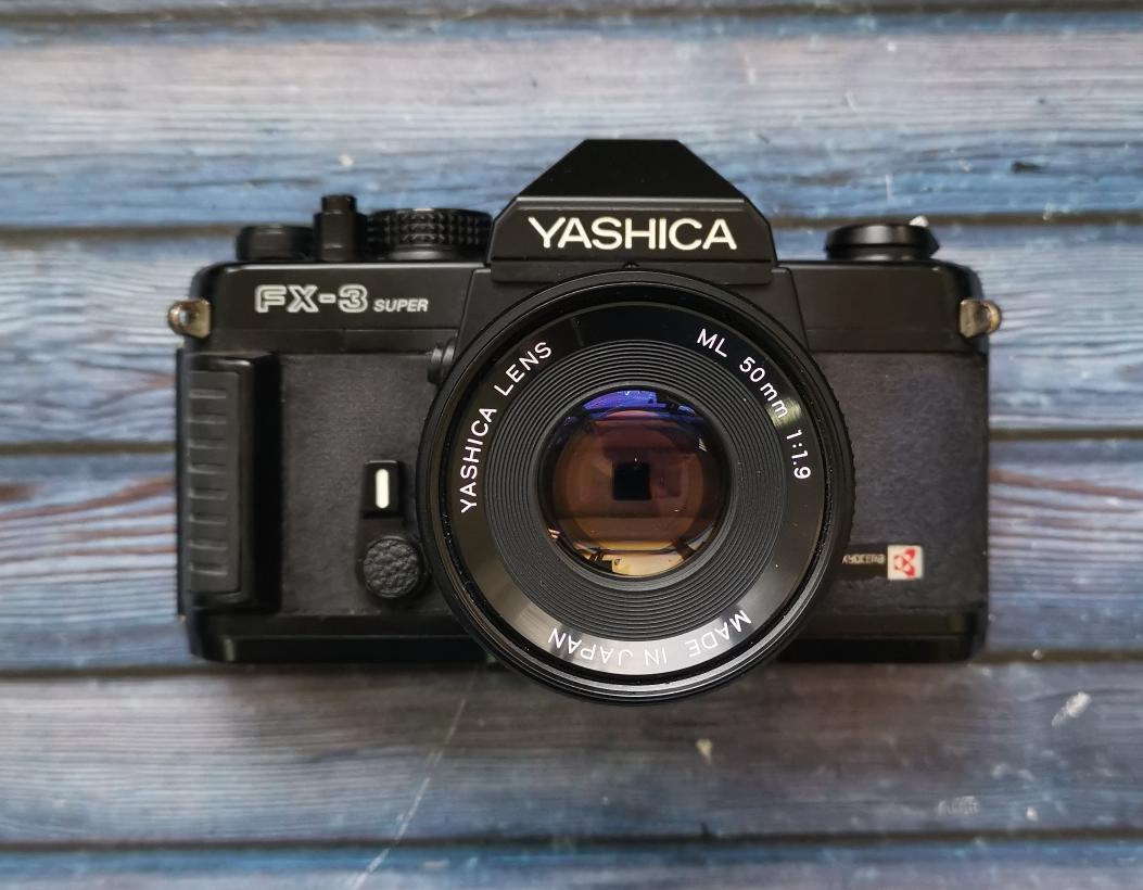 Yashica fx-3 super + Yashica lens ML 50 mm f/1.9 фото №1