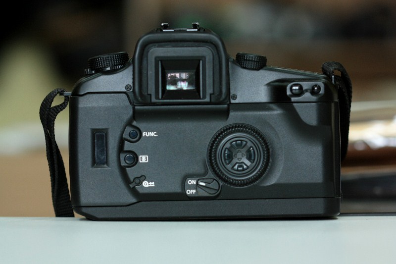 Canon EOS 30 + Canon EF 28-90 mm фото №3