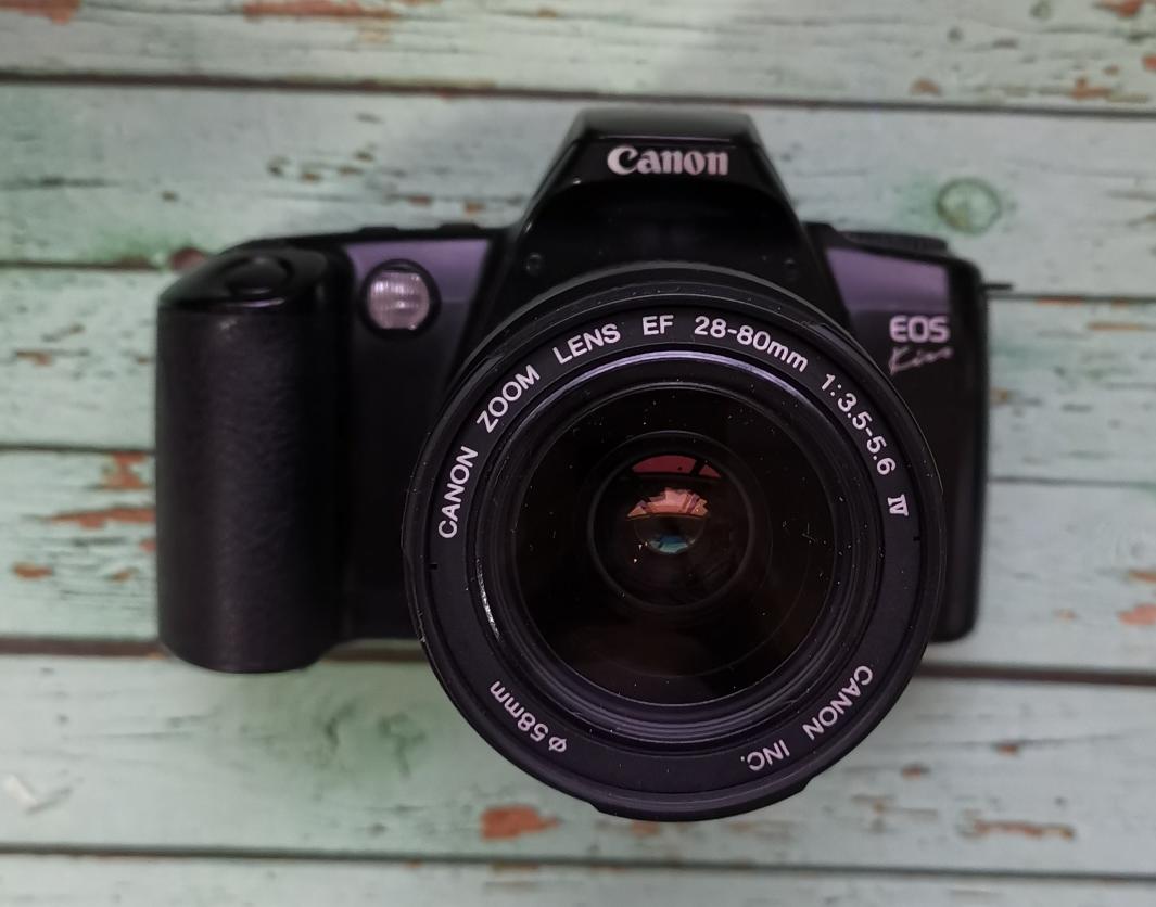 Canon Kiss + Canon EF Lens 28-80 f/3.5-5.6 III фото №1