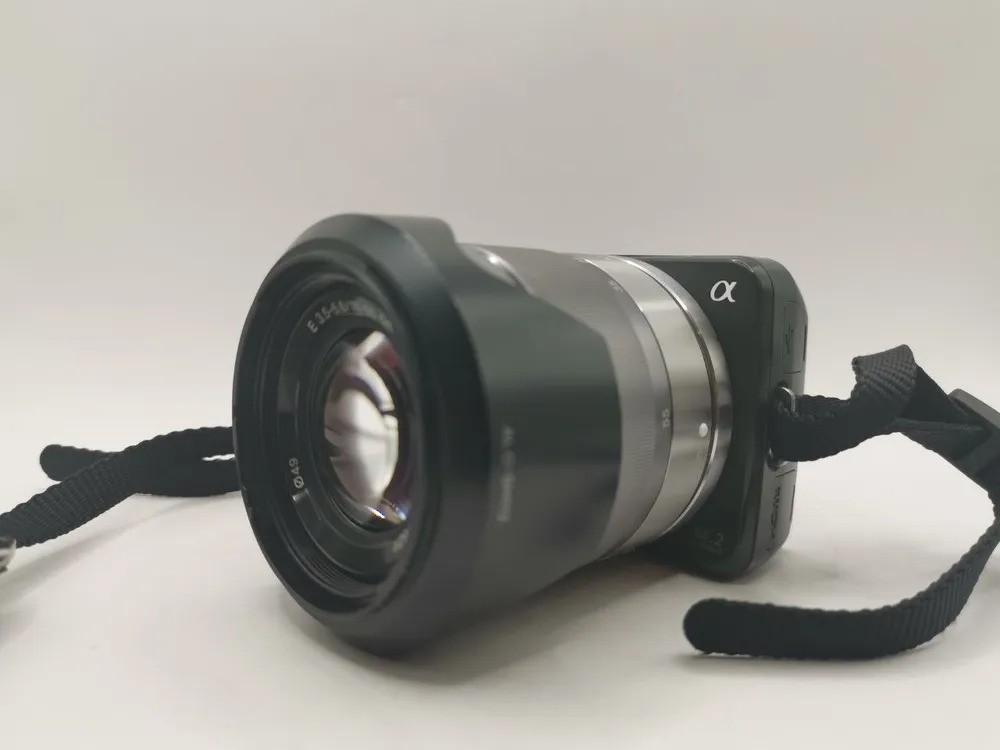Sony Alpha NEX-3N Kit фото №1