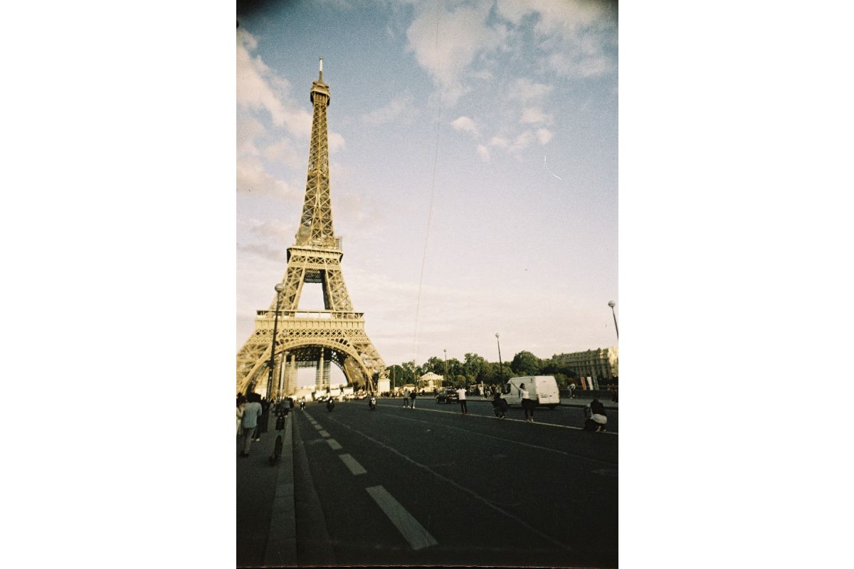 LomoApparat Wide-angle Camera Paris Edition фото №6