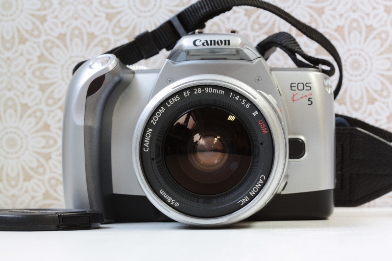Canon EOS Kiss/ eos 300 v + Canon EF 28-90 mm f/4-5.6 фото №1