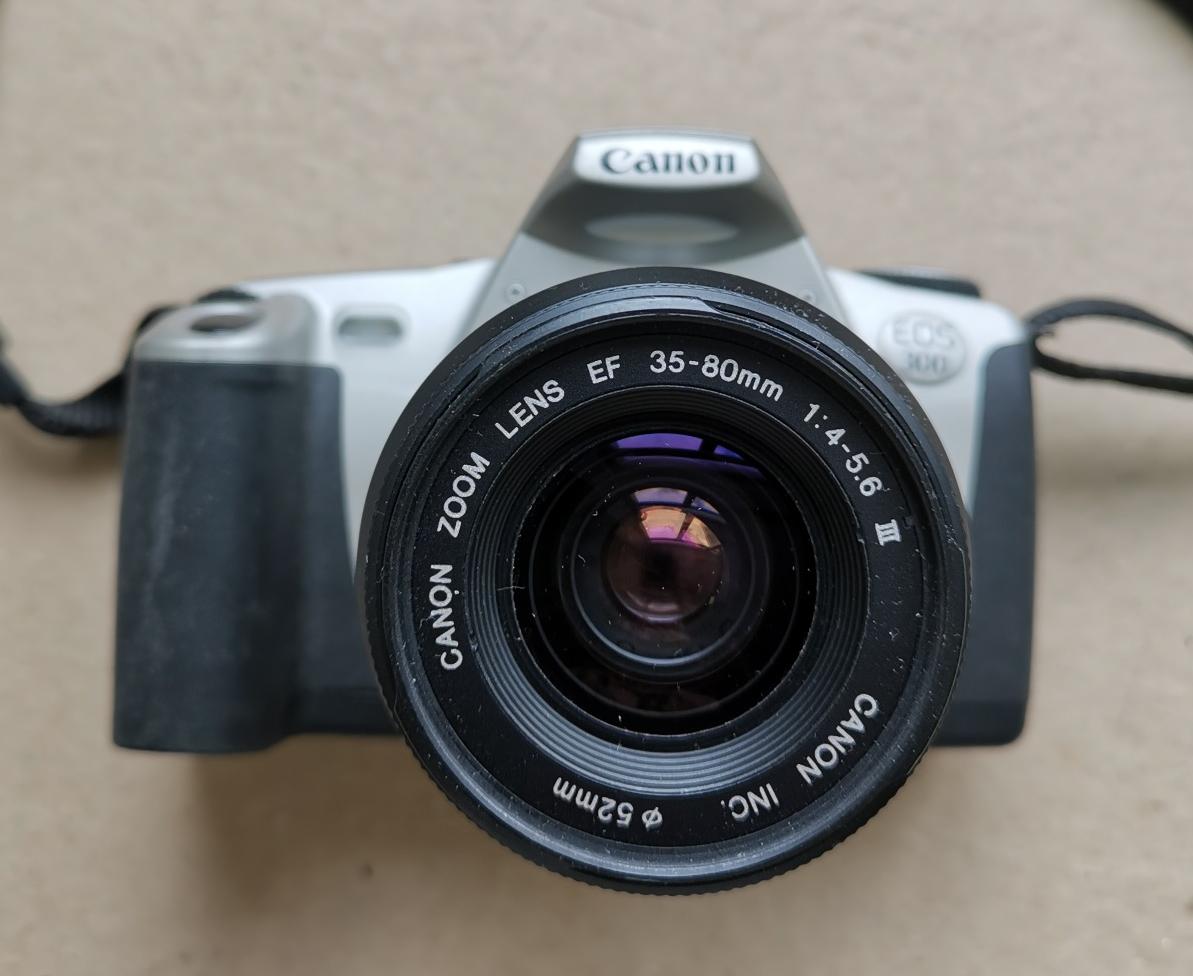 Canon EOS 300 + Canon EF Lens 35-80 mm/4-5,6 фото №1