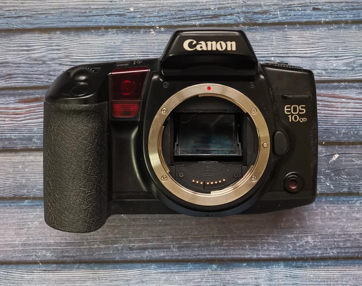 Canon EOS 10/10qd Black (body) фото №1