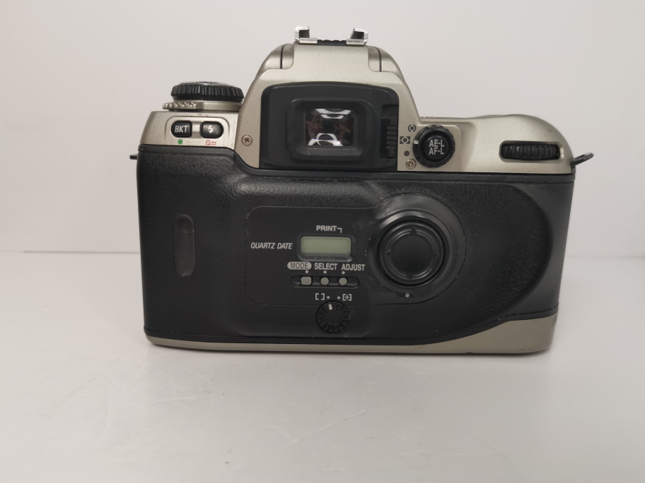 Nikon F80+nikkor 28-80 мм фото №3