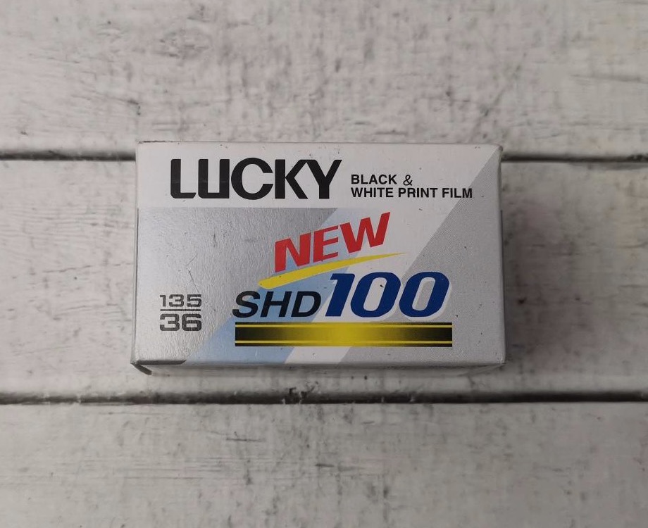 Lucky new shd 100/36 кадров (просроченная) фото №2