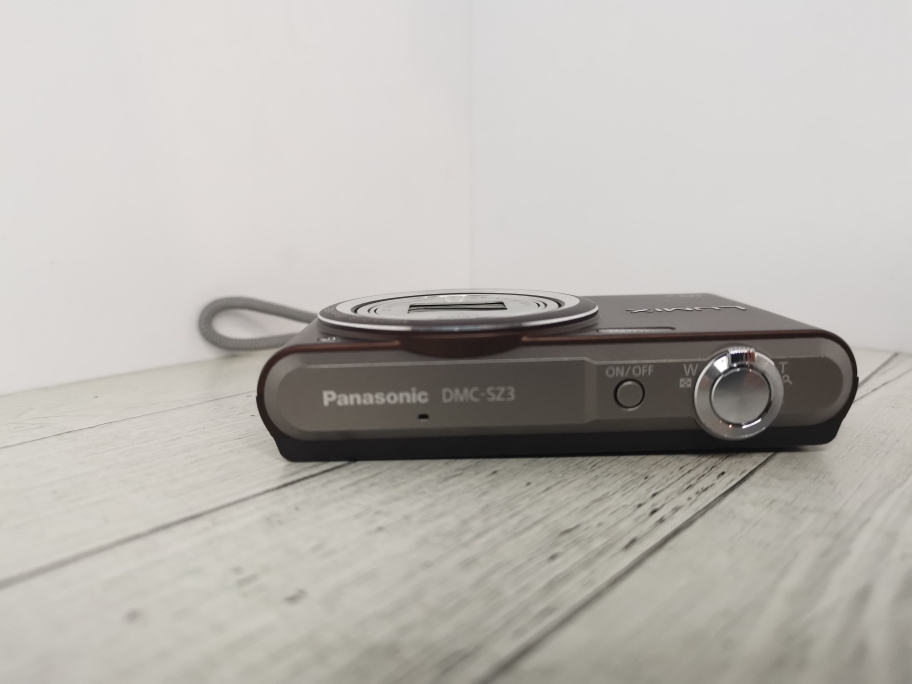 Panasonic Lumix DMC-SZ3 (коричневый) фото №2