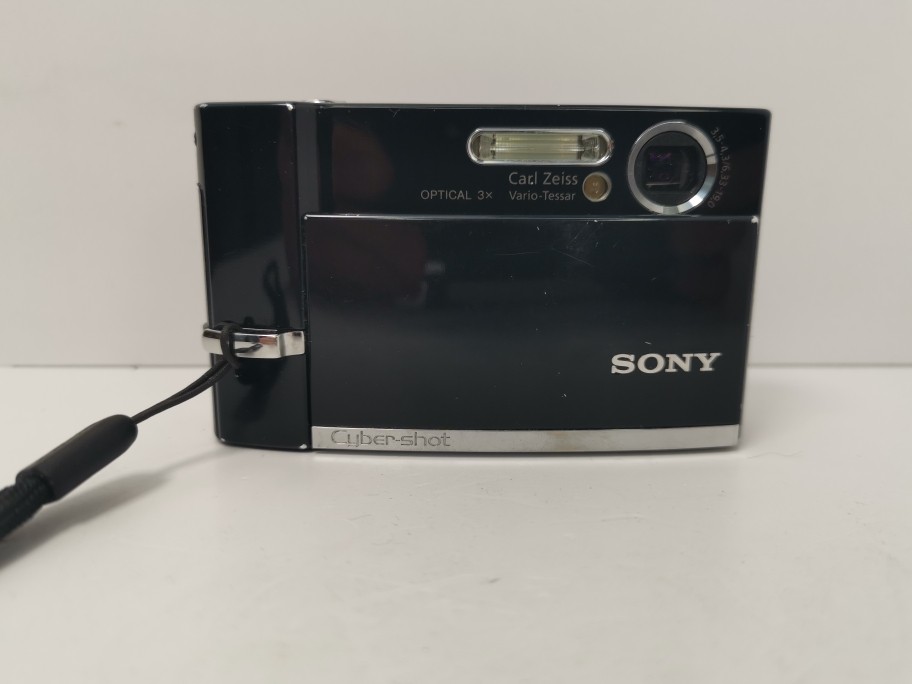 Sony Cyber-shot DSC-T30 фото №1