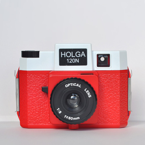 Holga 120 N (Red & White) фото №1