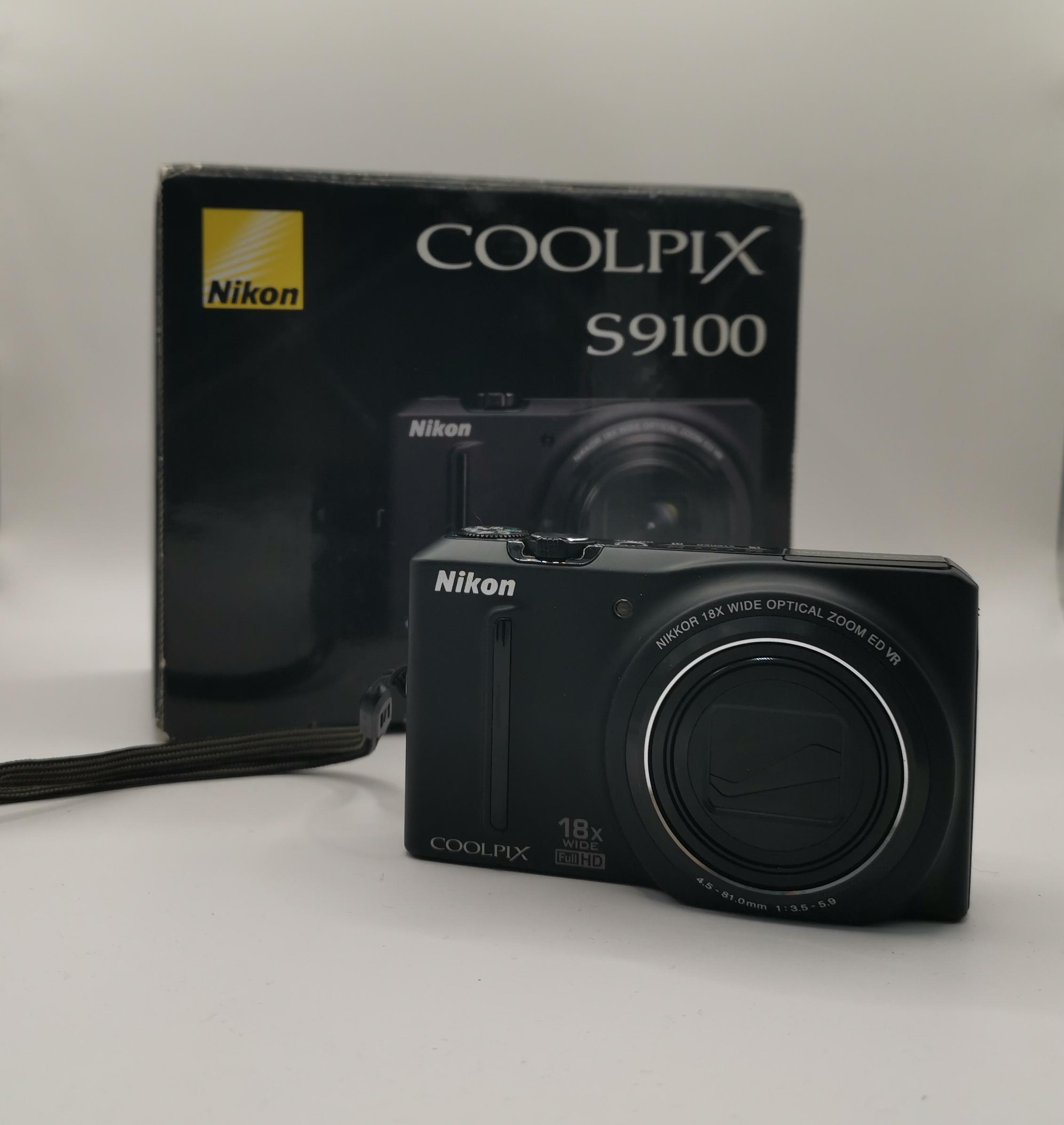 Nikon coolpix s9100 black