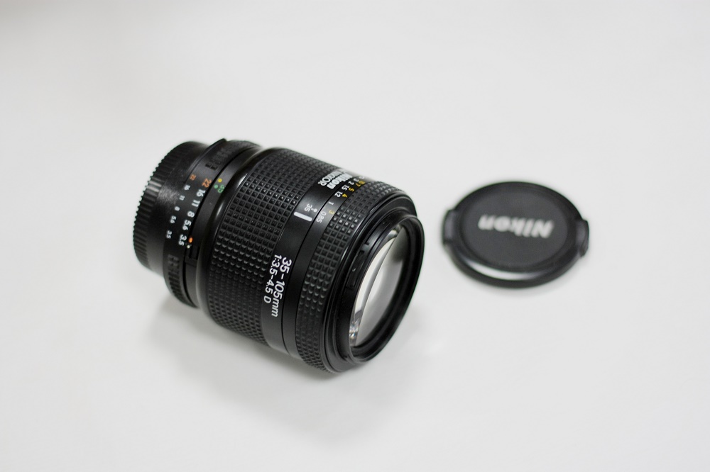 Nikon AF Nikkor 35-105 mm f/3.5-4.5 фото №1