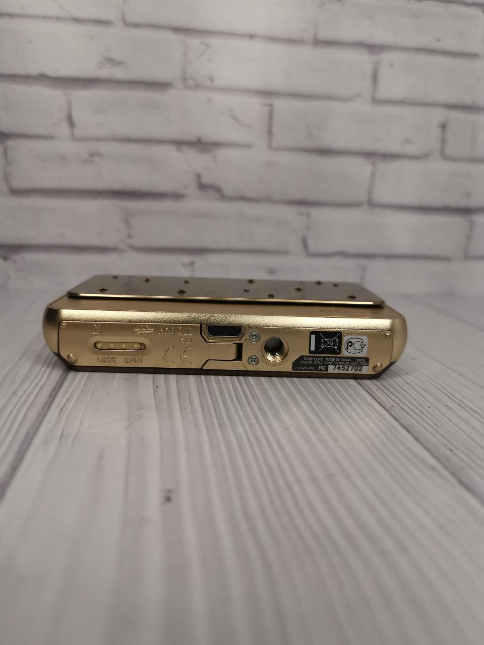 Sony Cyber-Shot DSC-T99 gold фотоаппараты | Wonderfoto — фотоаппараты  пленочные и моментальной печати в Москве. Единственный магазин аналоговой  фотографии в России! | Wonderfoto