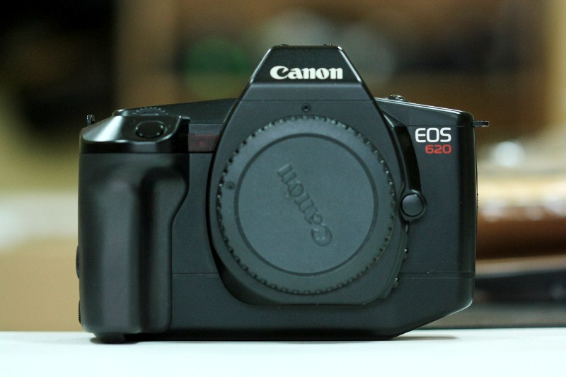 Canon EOS 620 (body) фото №1