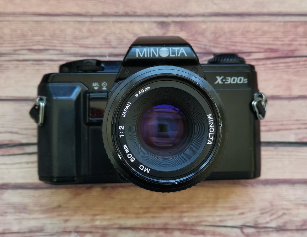 Minolta x-300s + Minolta MD 50 mm f/2 фото №1