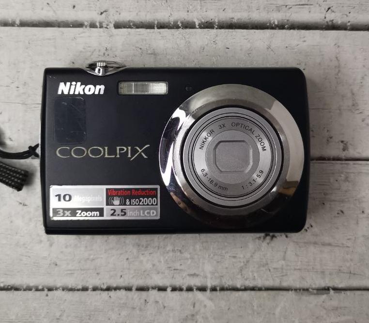 Nikon Coolpix s220 black фото №2