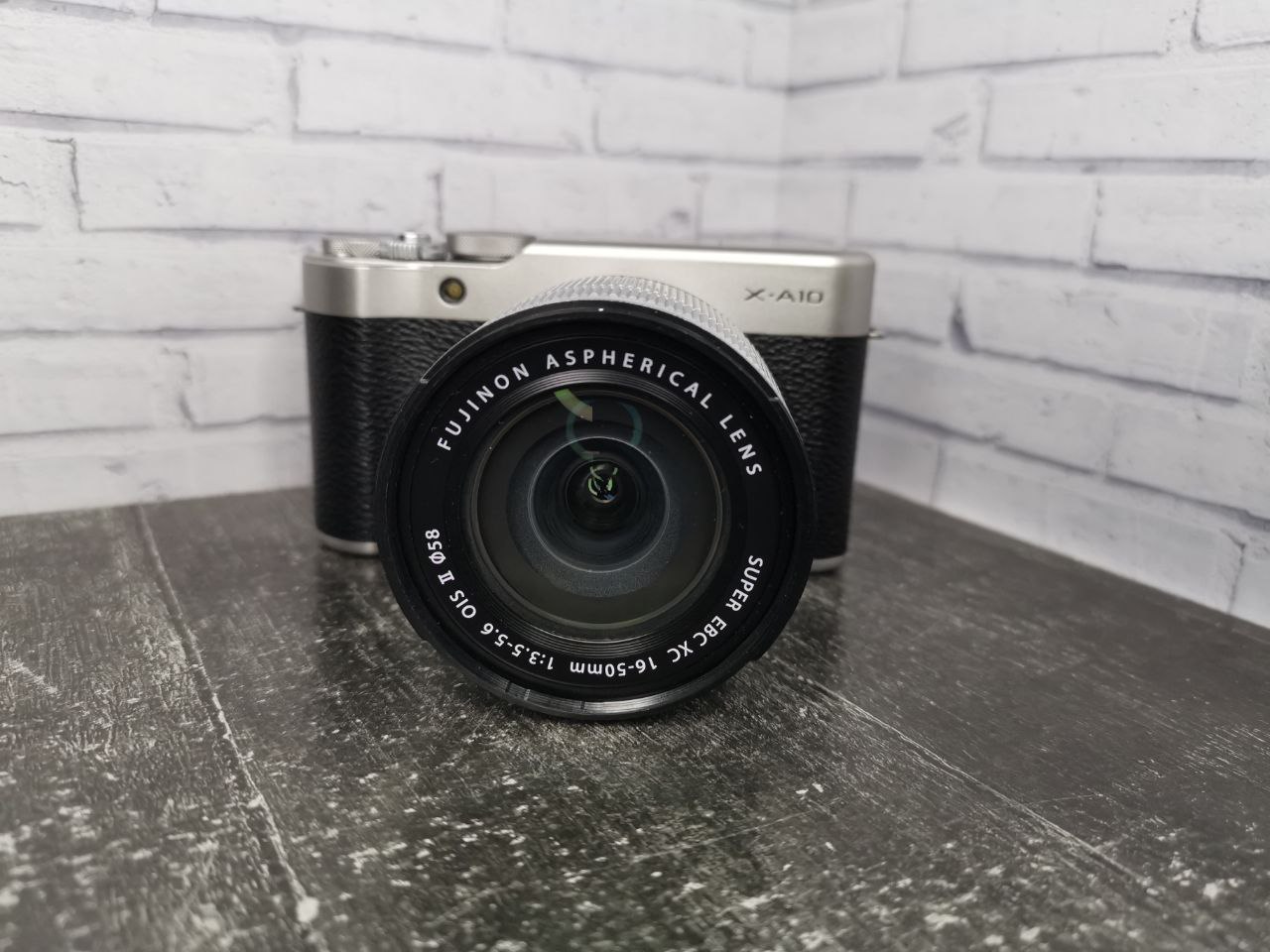 Fujifilm X-A10 + Fujifilm Super EBC XC 16-50mm Lens фото №4