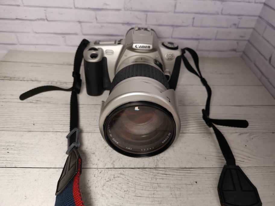 Canon EOS 300 + vogtlander  28-210/4.2-6.5 фото №1