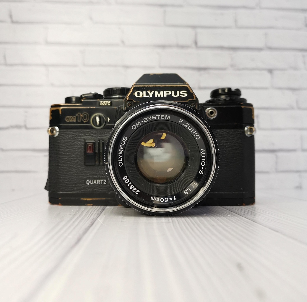 Olympus OM-10 black + Olympus OM-System Zuiko 50 mm f/ 1.8 Auto-S (уценка) фото №1