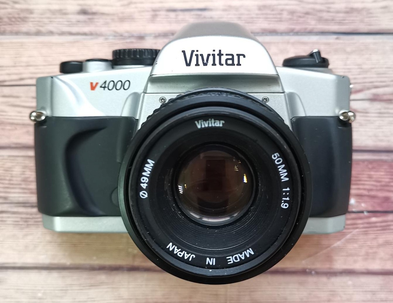 Vivitar v4000s + Vivitar 50 mm f/1.9 фото №1