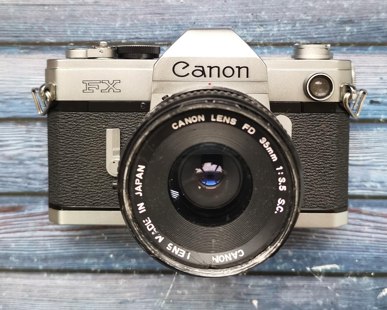 Canon FX + Canon lens Fd 35 mm f/3.5 фото №1