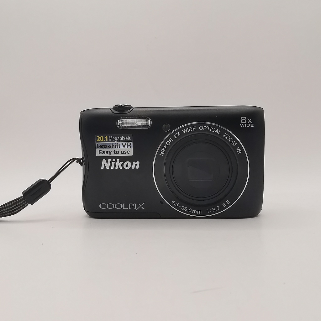 Nikon Coolpix s3700 (black) фото №1