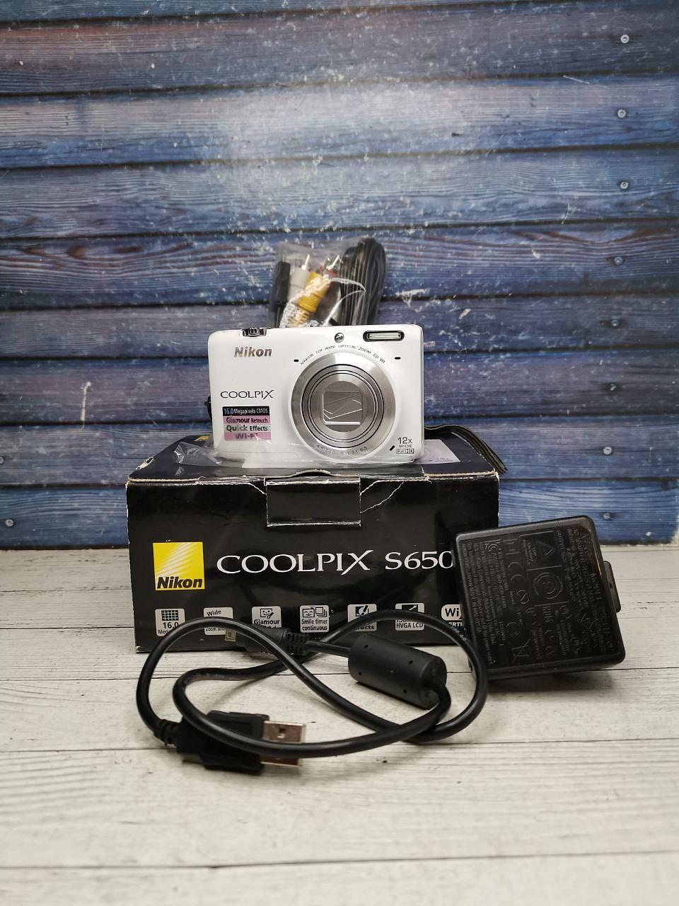 Nikon COOLPIX S6500 white фото №1