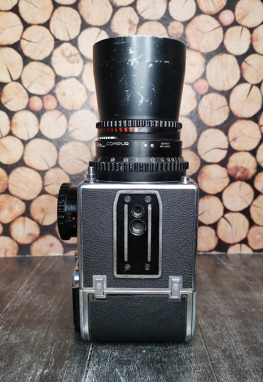 Hasselblad 500 С + Carl Zeiss Planar 50 mm F/4 фото №4