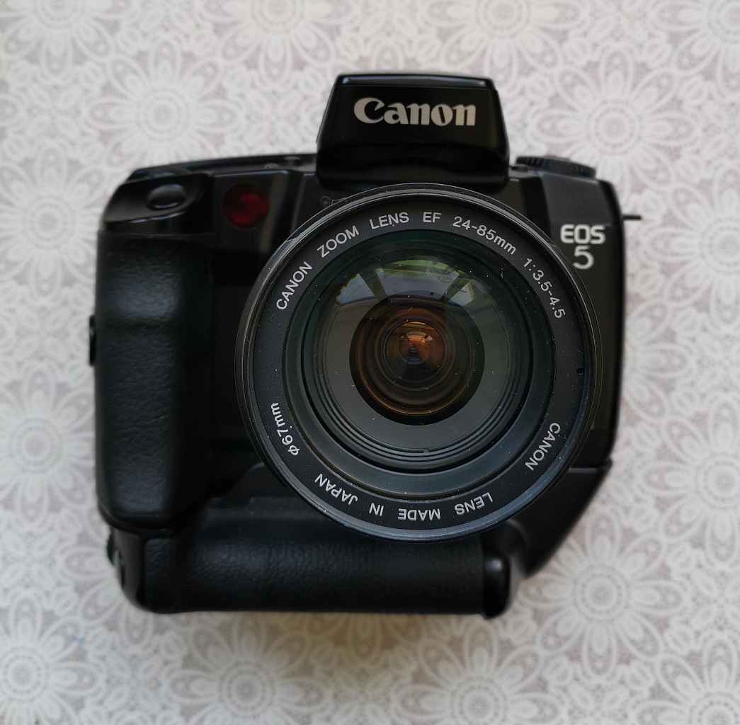 Canon EOS 5 + Canon zoom ef 24-85 mm f/3.5-4.5 фото №1