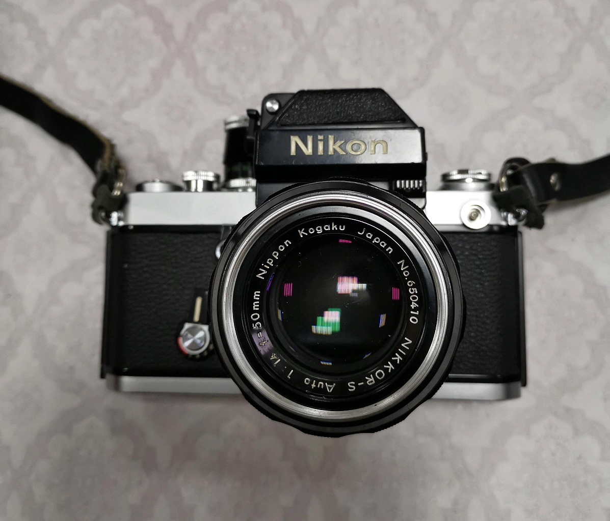 Nikon F2 + Nikon Nikkor 50 mm 1:1.4 фото №1