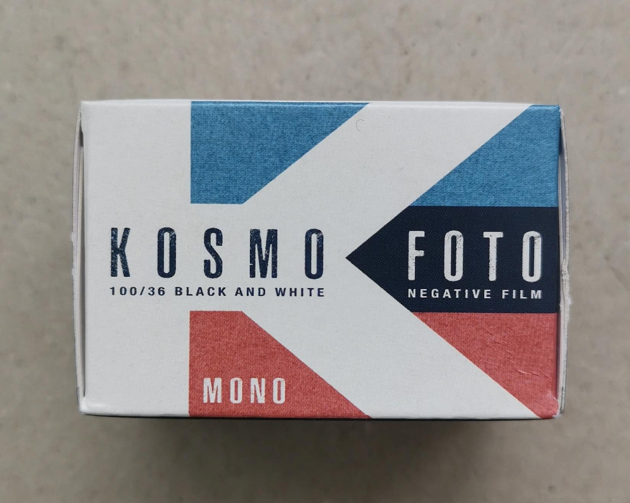 Kosmo Foto Mono 100 фото №1