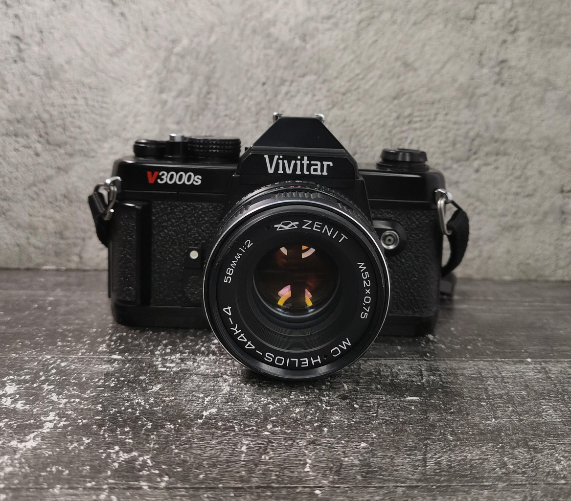 Vivitar v3000s + Helios-44K4-4 фото №1