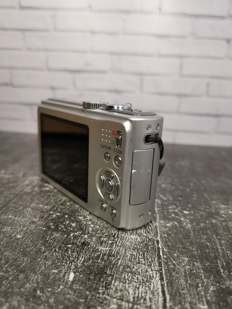 Panasonic Lumix TZ8 Silver фото №6