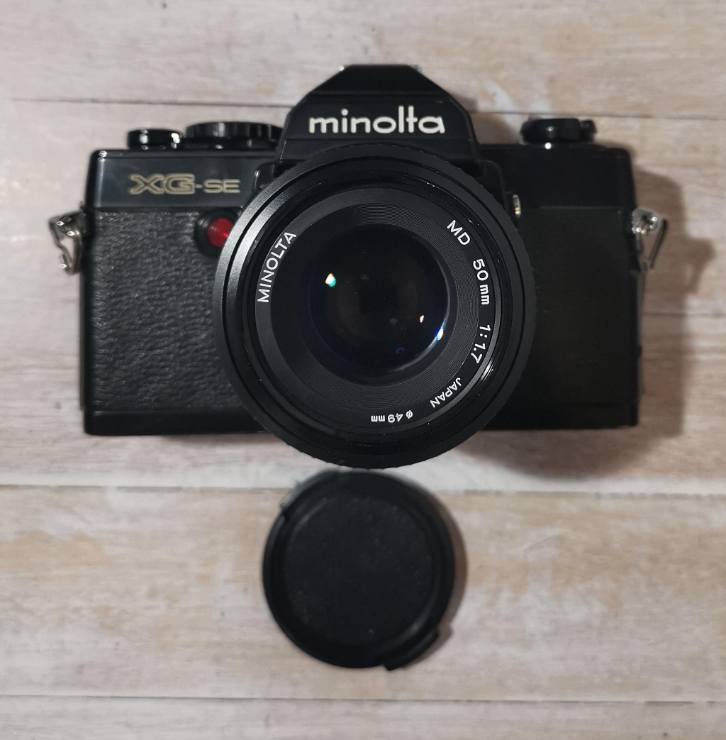 Minolta XG-SE + Minolta MD 50 mm F/1.7 фото №1