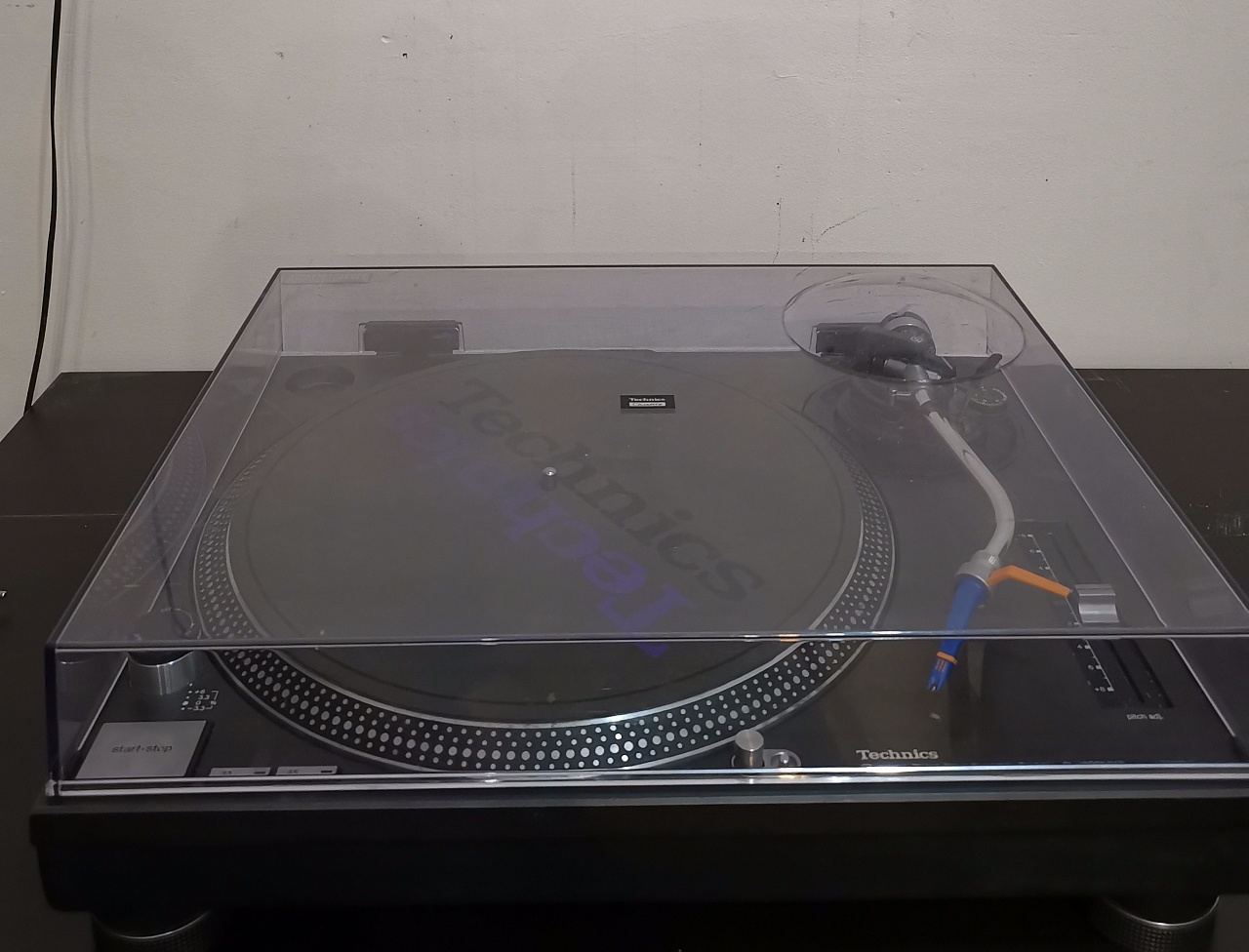 Player Technics SL-1200MK3 фото №1