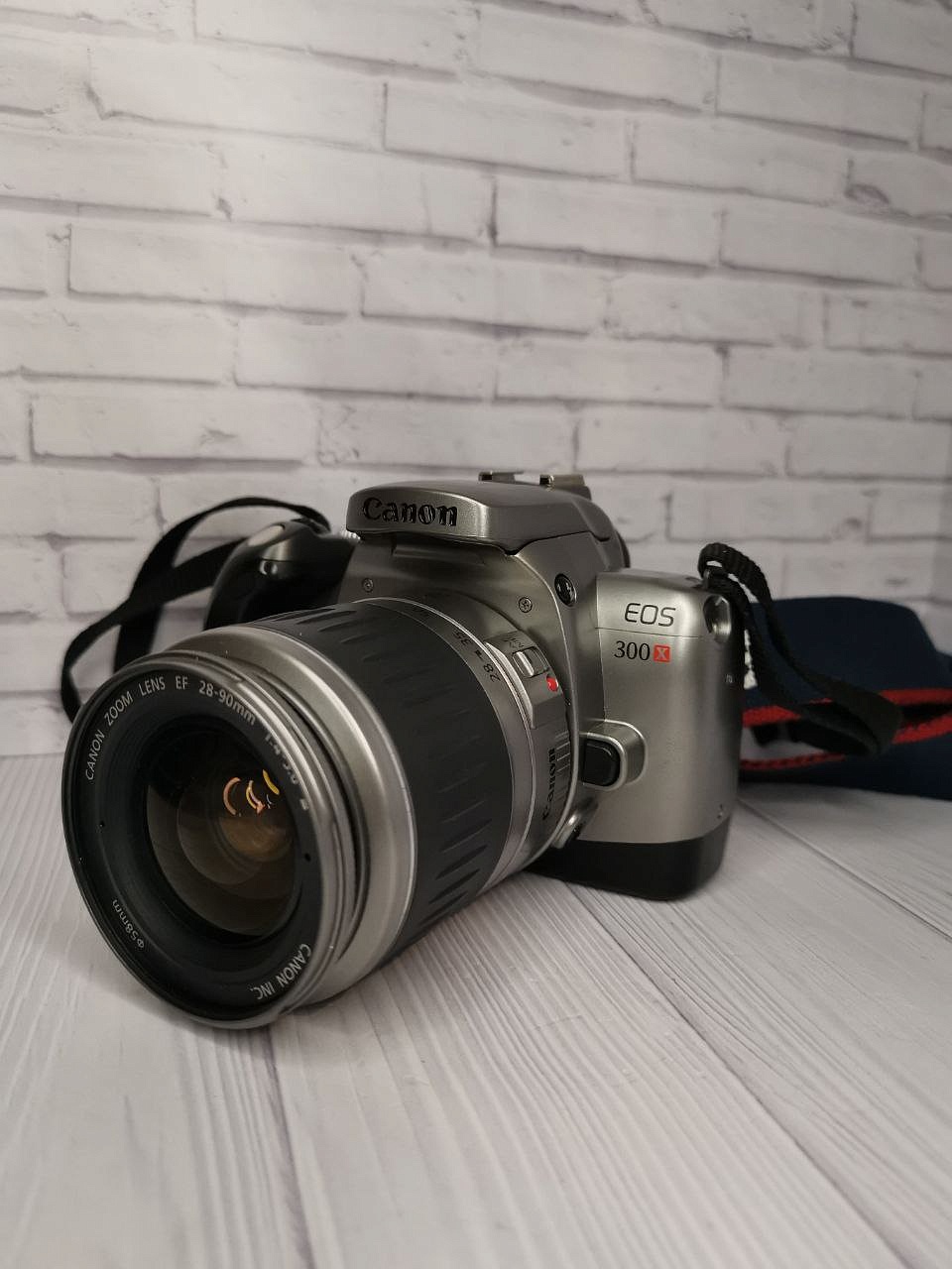 Canon EOS 300x + Canon EF 28-90 mm f/4-5.6 фото №2