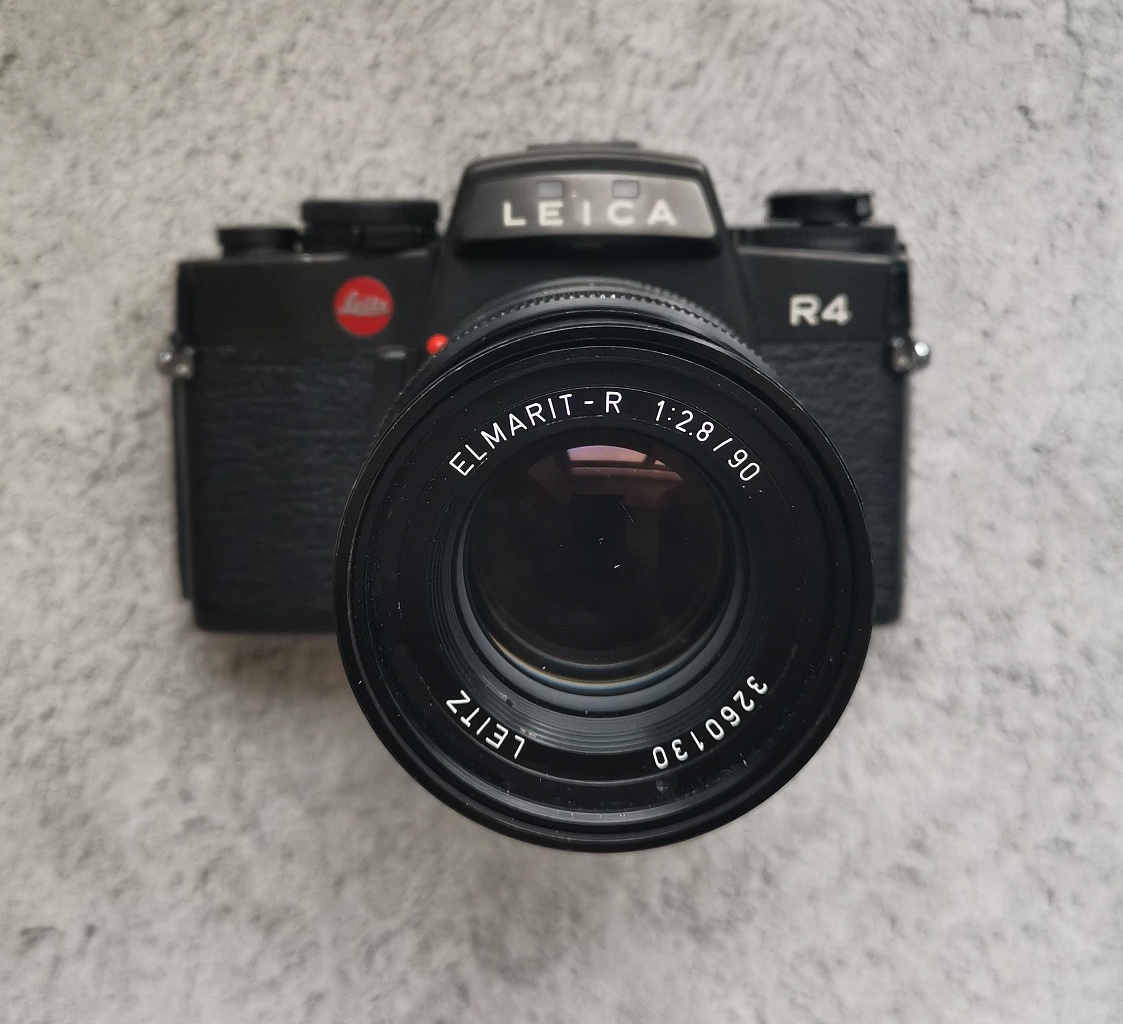 Leica R4 + Leitz Elmarit-R 90 mm F/2.8 фото №1