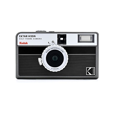 Kodak M35 camera flame scarlet - Foto Erhardt