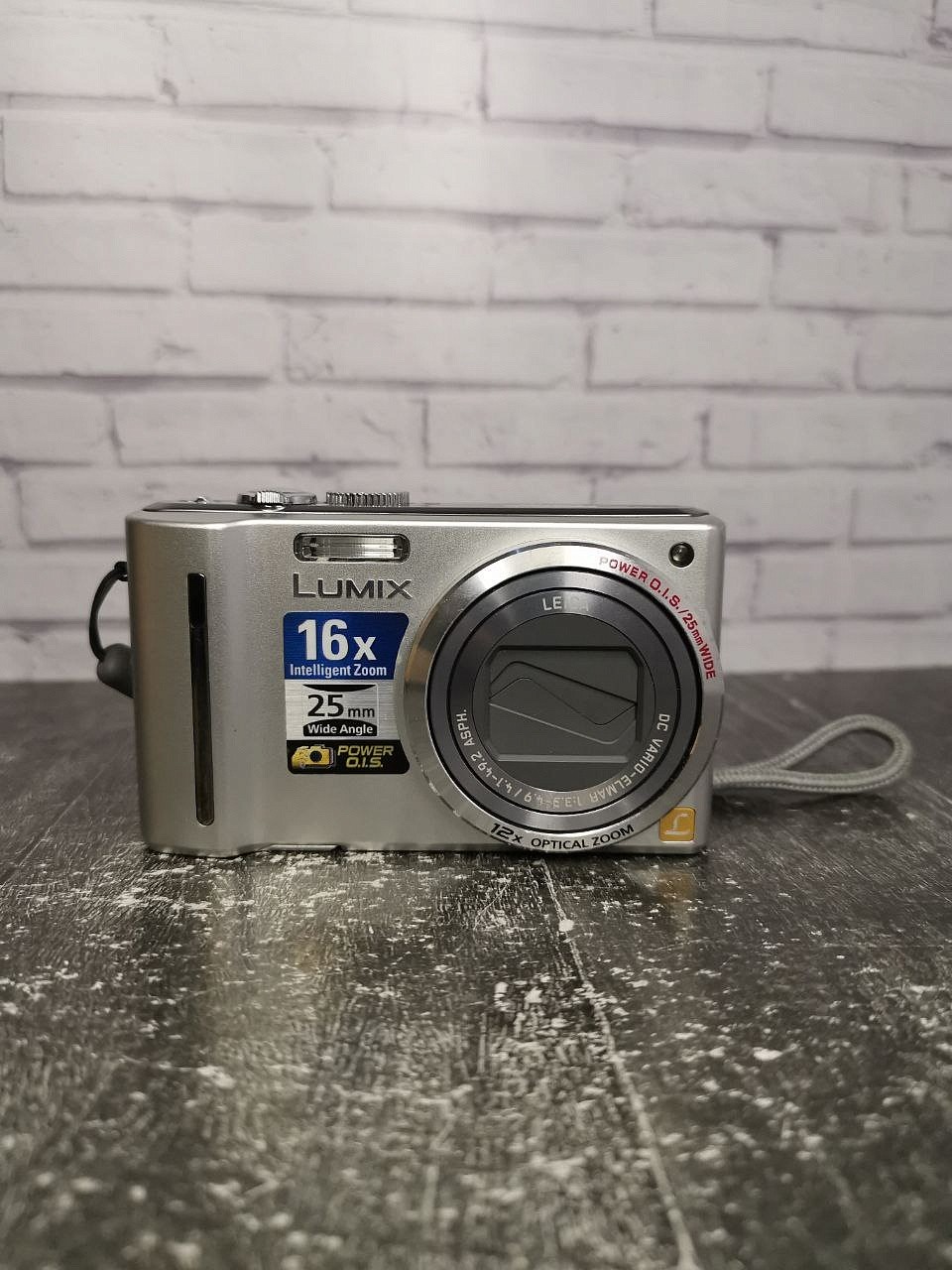 Panasonic Lumix TZ8 Silver фото №2