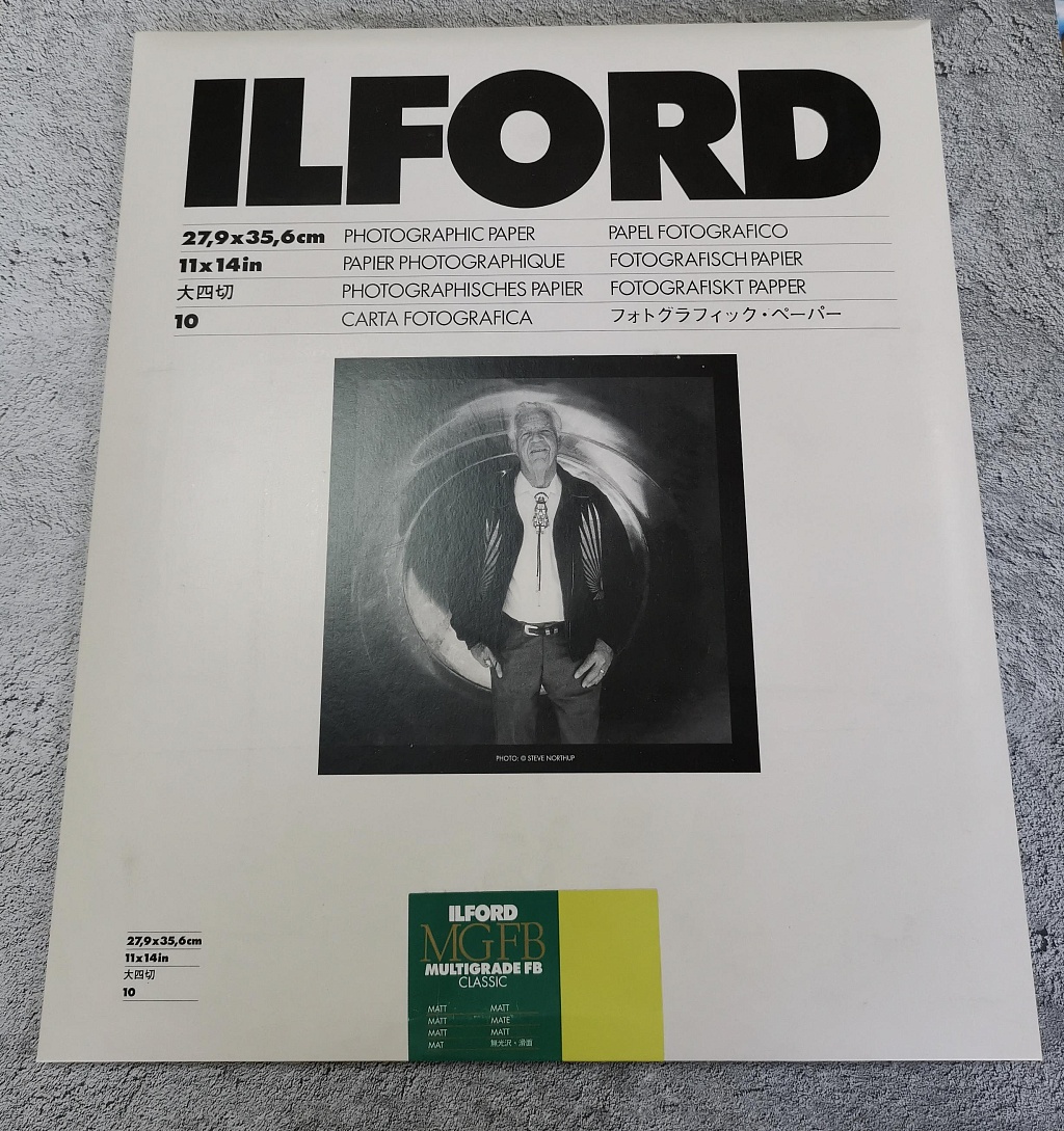 Фотобумага Ilford MGFB Classic 10 листов (27.9 x 36.5 см) фото №1