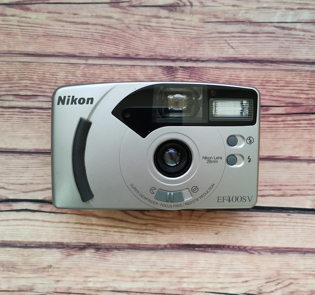 Nikon EF400SV фото №1