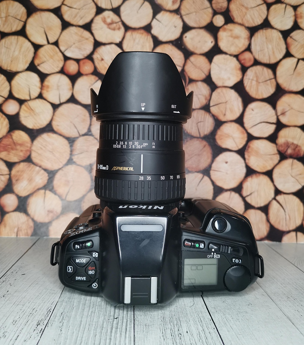 Nikon f90x + Sigma Zoom 28-105mm 1/2.8-4 фото №3