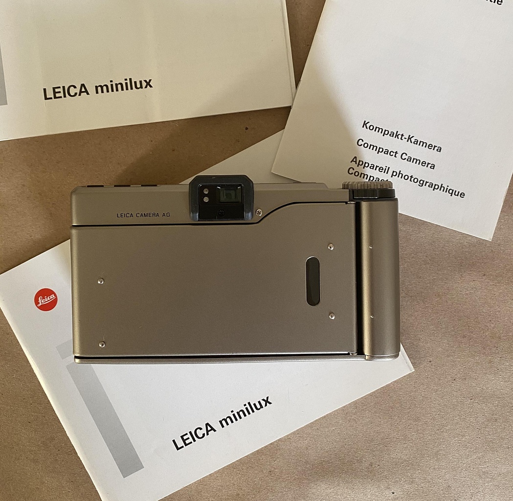 Leica Minilux Summarit 40mm f/2.4 MINT ( полный комлпект) фото №4