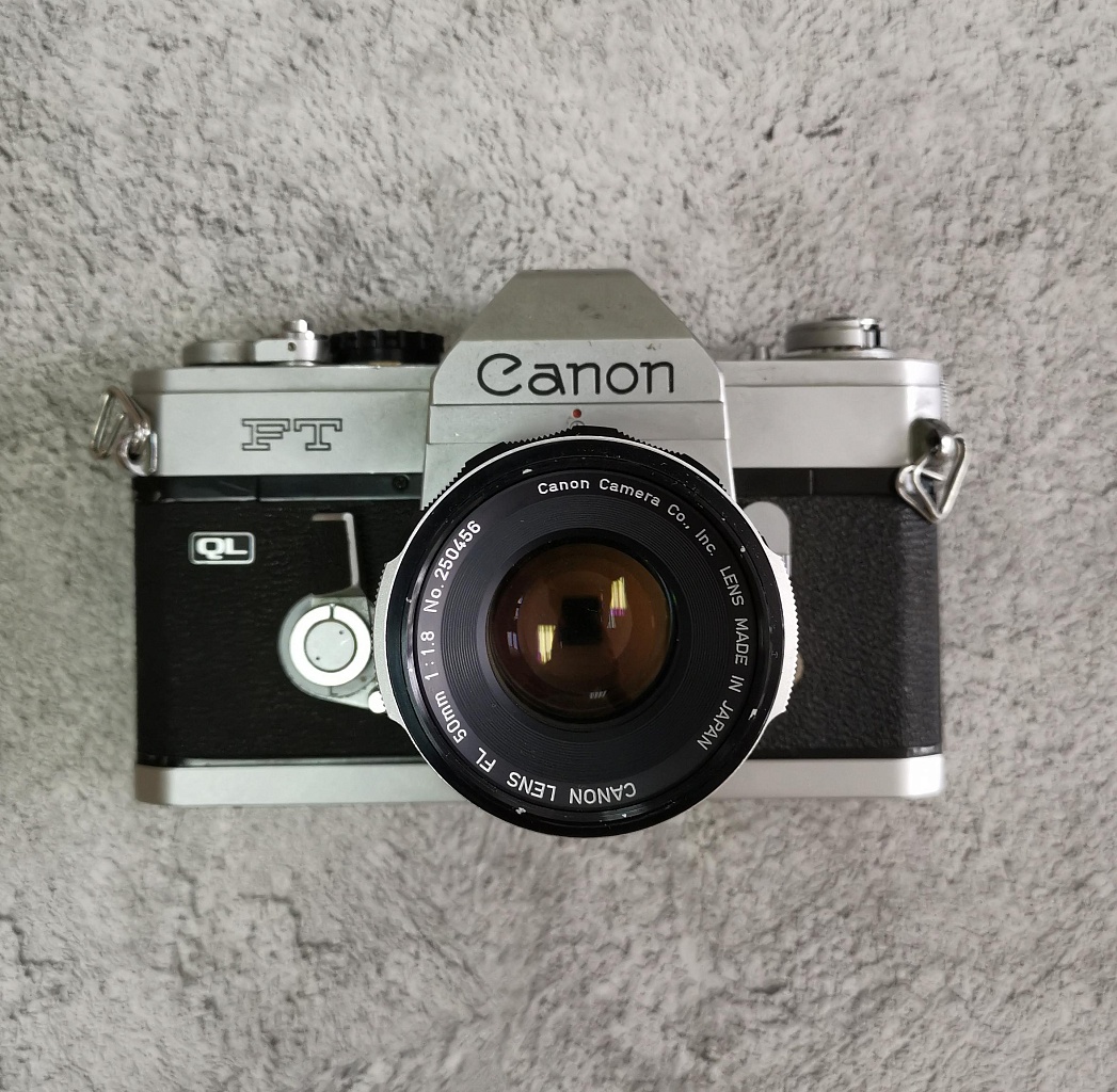 Canon FT QL + Canon FL 50 mm f/1.8 фото №1