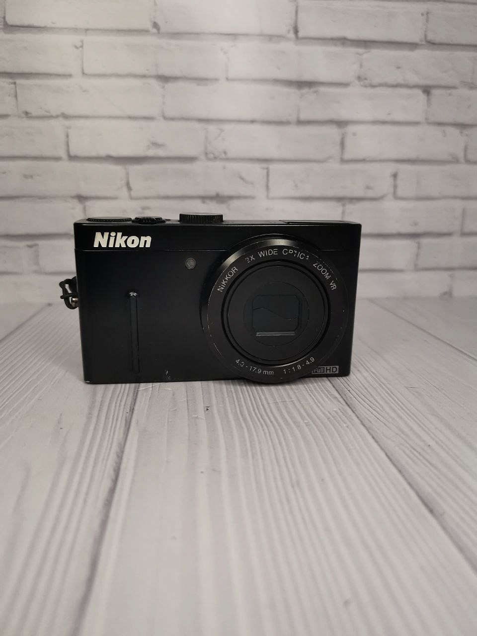 Nikon COOLPIX P300 Black фото №2