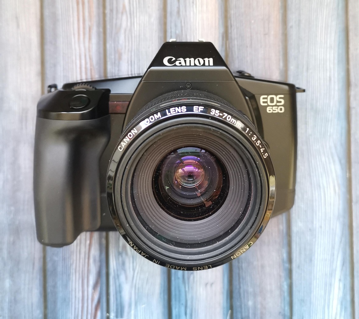 Canon EOS 650 + Canon 35-70 mm f/3.5-4.5 фото №1