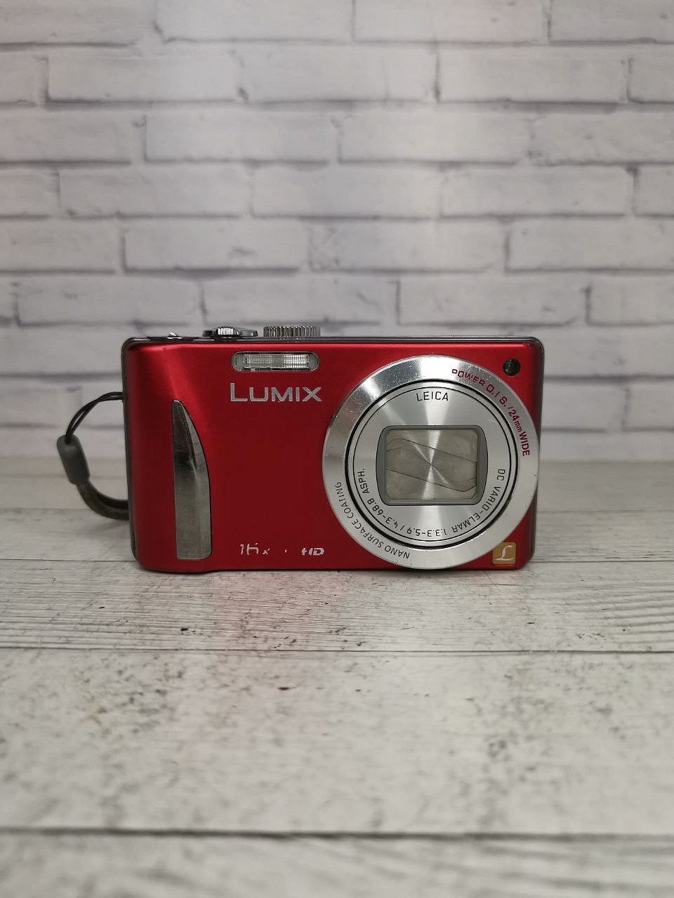 Panasonic LUMIX DMC-TZ25 red фото №2